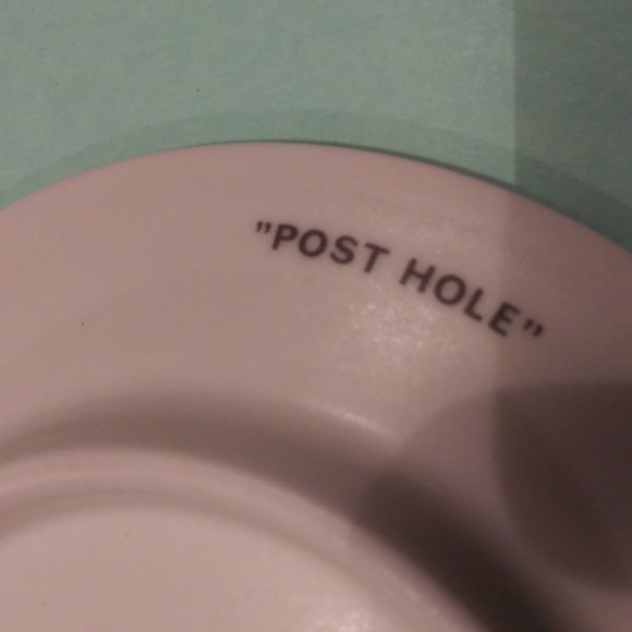 Vintage 1987 Arabia Finland small decorative wall plate Post Hole - Picture 3 of 8